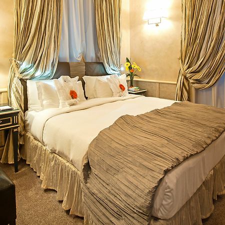 Barocco Apartment Рим Екстер'єр фото